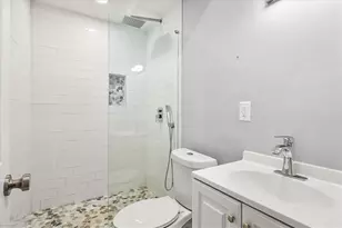 2763 Baker Ridge Dr NW, Atlanta, GA 30318 - Photo 14