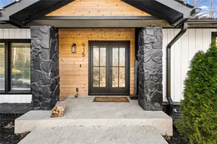 915 Lost Forest Dr NW, Atlanta, GA 30328 - Photo 4