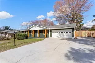 3961 S Hurt Rd SW, Smyrna, GA 30082 - Photo 2