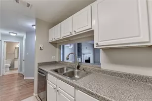 3655 Habersham Rd, Atlanta, GA 30305 - Photo 10