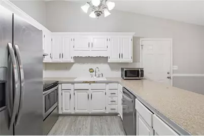 860 Regency Court, Lawrenceville, GA 30044 - Photo 14