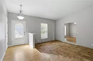 860 Regency Ct, Lawrenceville, GA 30044 - Photo 4