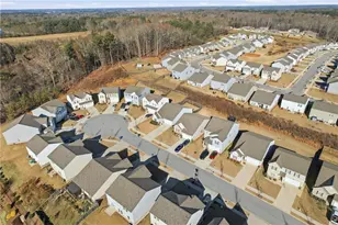 71 Carnaby St, Winder, GA 30680 - Photo 2