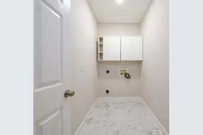 2114 Sugar Springs Drive, Lawrenceville, GA 30043 - Photo 16