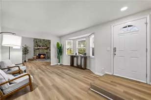 2493 Cherie Glen Rd, Snellville, GA 30039 - Photo 14