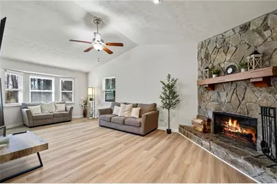 2493 Cherie Glen Road, Snellville, GA 30039 - Photo 2