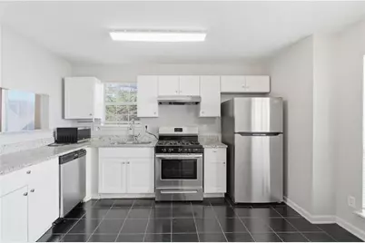 4035 Robin Circle, Atlanta, GA 30349 - Photo 16