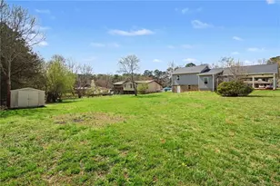 2900 Hampton Valley Dr, Loganville, GA 30052 - Photo 32