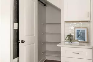 467 E Pharr Rd, Decatur, GA 30030 - Photo 18