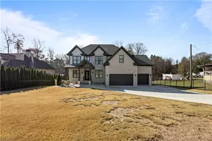 1952 Azalea Dr, Lawrenceville, GA 30043 - Photo 2