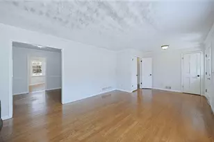 4883 Garrards Ridge NE, Roswell, GA 30075 - Photo 8