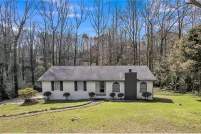 611 Navarre Drive, Stone Mountain, GA 30087 - Photo 2