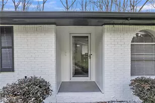 611 Navarre Dr, Stone Mountain, GA 30087 - Photo 4