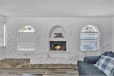 611 Navarre Drive, Stone Mountain, GA 30087 - Photo 4