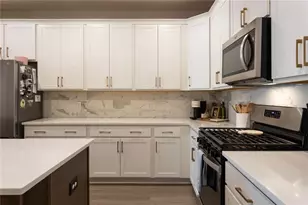 79 Arnold Poplar Ln, Auburn, GA 30011 - Photo 12