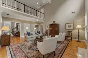 3212 Windsor Lake Dr NE, Atlanta, GA 30319 - Photo 2