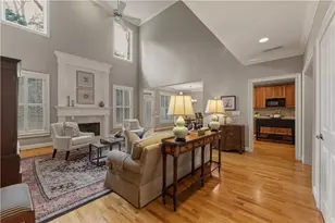 3212 Windsor Lake Dr NE, Atlanta, GA 30319 - Photo 8