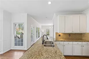 5055 Mallory Ct, Suwanee, GA 30024 - Photo 16