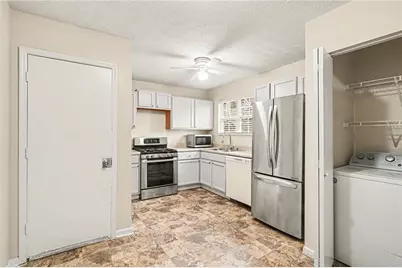 1914 Taffeta Trail, Lithonia, GA 30058 - Photo 18