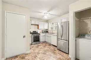 1914 Taffeta Trail, Lithonia, GA 30058 - Photo 18