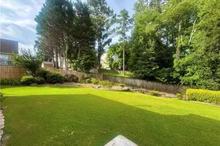 2203 Loudon Ln, Kennesaw, GA 30152 - Photo 4