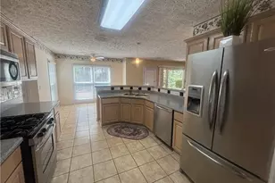 2203 Loudon Ln, Kennesaw, GA 30152 - Photo 18