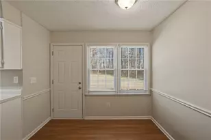 40 Lake Ct, Stockbridge, GA 30281 - Photo 2