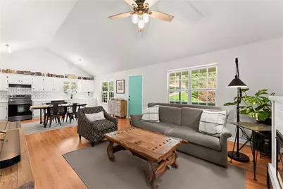 3663 Garden Boulevard, Gainesville, GA 30506 - Photo 8