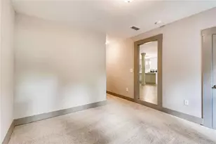 3216 Hollydale Dr, Atlanta, GA 30311 - Photo 16