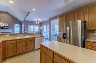 6506 Vista View Ct, Flowery Branch, GA 30542 - Photo 10