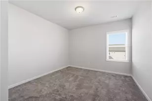 1752 Dover Creek Ln, Lawrenceville, GA 30045 - Photo 32