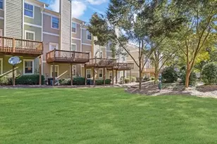 1960 Sterling Oaks Cir NE, Atlanta, GA 30319 - Photo 26