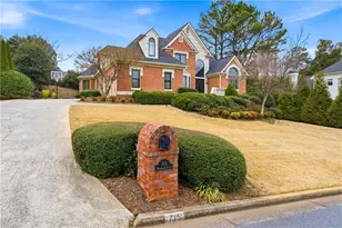 715 Weybridge Pl, Alpharetta, GA 30022 - Photo 4