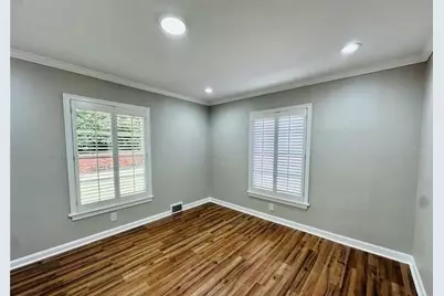 302 Old Ivy Road NE, Atlanta, GA 30342 - Photo 26