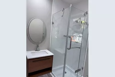 302 Old Ivy Road NE, Atlanta, GA 30342 - Photo 18