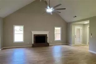 1055 Windridge Dr, Loganville, GA 30052 - Photo 6