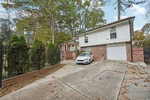 1015 Terramont Dr, Roswell, GA 30076 - Photo 2