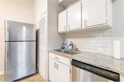 154 Lawton Street SW, Atlanta, GA 30314 - Photo 12