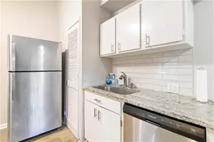 154 Lawton St SW, Atlanta, GA 30314 - Photo 12