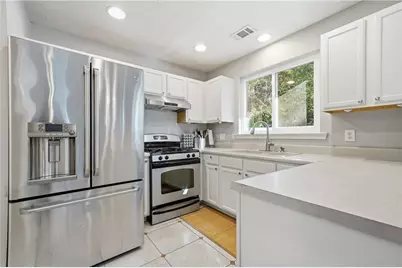 279 Hiawassee Drive, Woodstock, GA 30188 - Photo 8