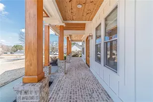 1009 Easy St, Winder, GA 30680 - Photo 6