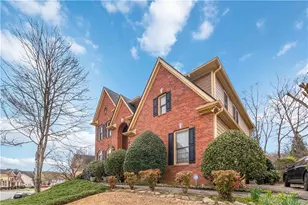 3976 Woodruff Park Way, Buford, GA 30519 - Photo 4