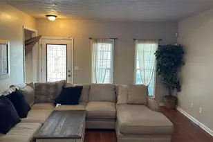 8997 Liberty Ln, Jonesboro, GA 30238 - Photo 4