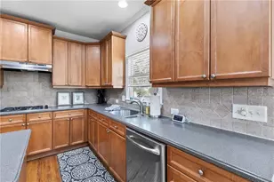 210 River Laurel Way, Woodstock, GA 30188 - Photo 8