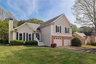 2114 Glenellen Dr NW, Kennesaw, GA 30152 - Photo 2