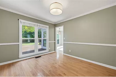 2114 Glenellen Drive NW, Kennesaw, GA 30152 - Photo 8