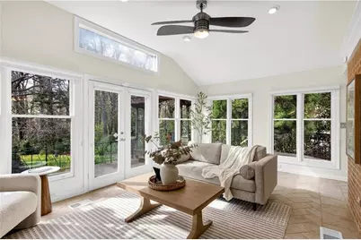 1388 Amanda Circle, Decatur, GA 30033 - Photo 18