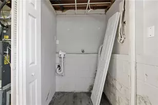 3292 Mixon Way, Stone Mountain, GA 30087 - Photo 22