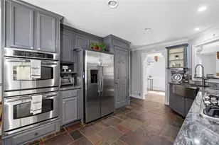 780 Walnut Creek Dr NW, Lilburn, GA 30047 - Photo 18