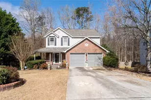 780 Walnut Creek Dr NW, Lilburn, GA 30047 - Photo 2